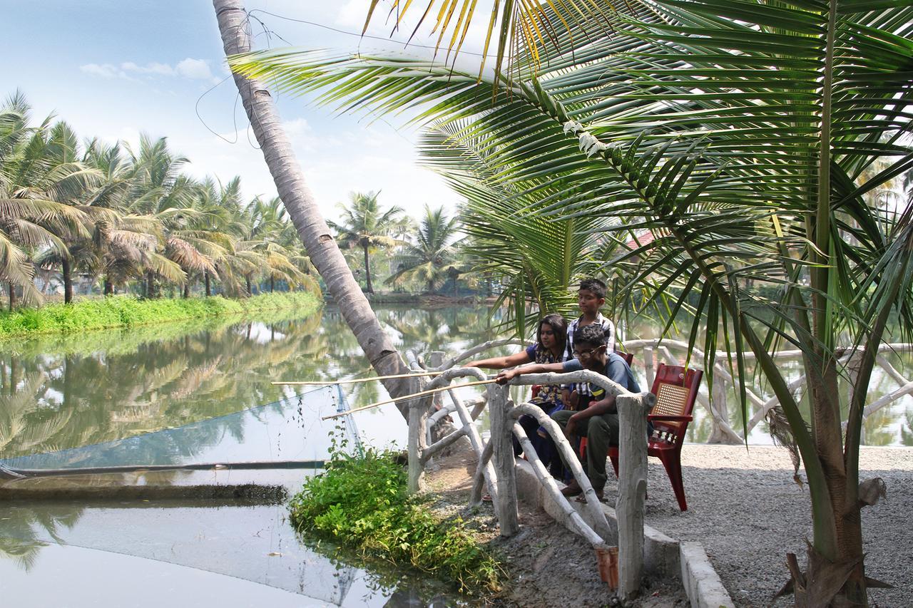 Munroe Island Lake Resort Mundrothuruth Extérieur photo